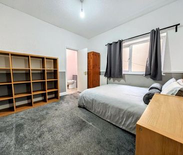1 bedroom in a house share to rent - Photo 5