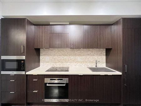 For Lease - 21 Widmer Street Unit# 3712, Toronto, Ontario - Photo 3