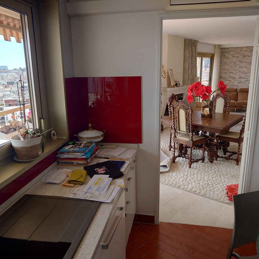 Appartement 3 pièces 87m2 MARSEILLE 8EME 1 900 euros - Photo 1