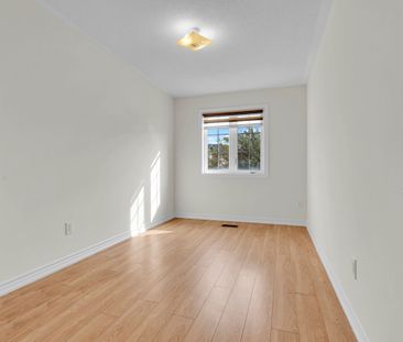 For Lease - 8 Shiff Crescent, Brampton, Ontario - Photo 5