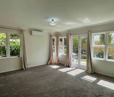 In the Heart of Sought-After Mairangi Bay - Photo 1