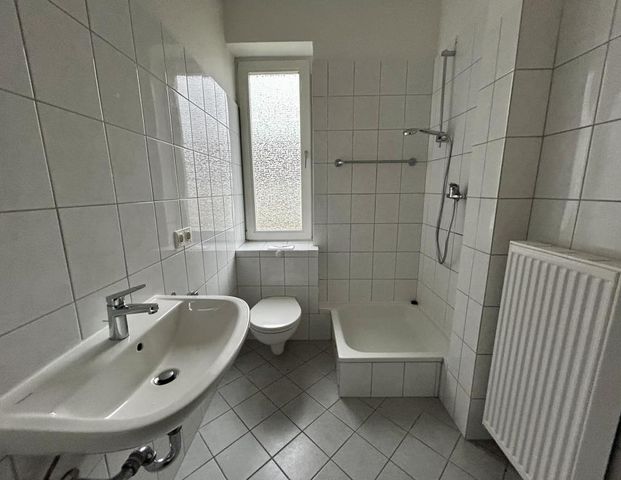 Großzügige 3-Zimmer Wohnung im schönen Fedderwardergroden! - Photo 1