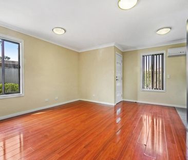 60B Chifley Street, Smithfield NSW 2164 - House For Rent | Domain - Photo 3