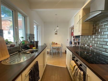 51 Moonstone Street, Belfast, BT9 7HL - Photo 5