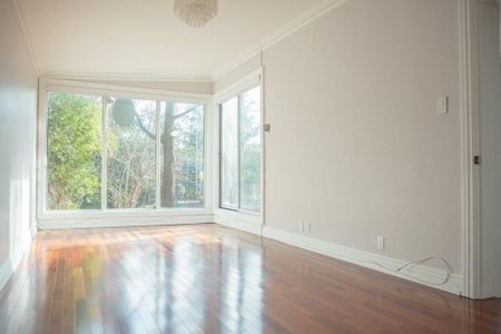 For Lease - 15 Hurlingham Crescent, Toronto, Ontario - Photo 3