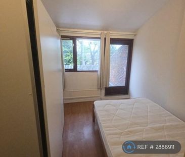 1 bedroom in a house share to rent - Photo 5