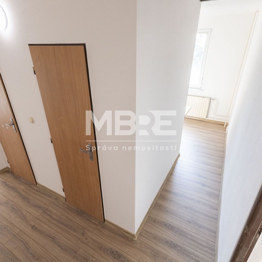 Pronájem bytu 2+1 55 m² - Photo 1
