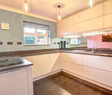 3 bedroom terraced house to rent - Photo 6