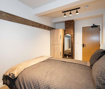 1 bedroom in a flat share to rent - Photo 6