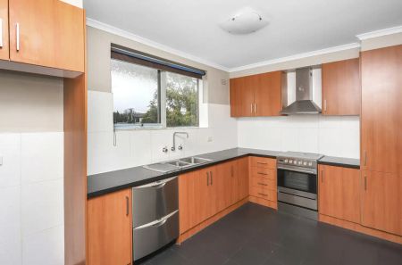 “Sunny apartment in a popular pocket of Maidstone” - Photo 5