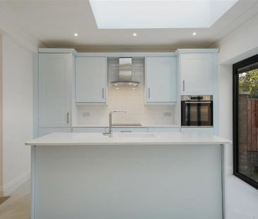 2 bedroom detached house to rent - Photo 5