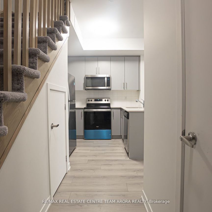 For Lease - 3429 Ridgeway Drive Unit# 1, Mississauga, Ontario - Photo 1