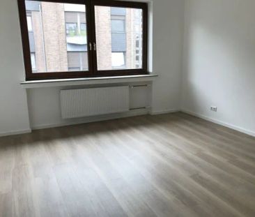 "Ideal für eine ältere Person" 2,5 Zimmer-Wohnung mit Balkon in 471... - Photo 5