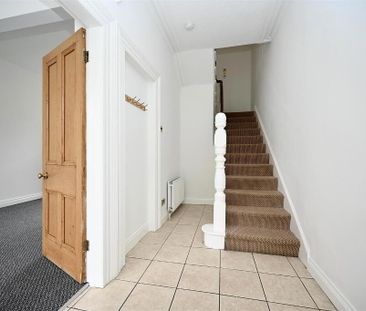 5 Orchard Place, Newtownards, BT23 7AE - Photo 4