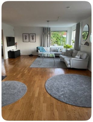 Rymlig och ljus villa i familjevänliga Lyckhem, Hovås! - Foto 1