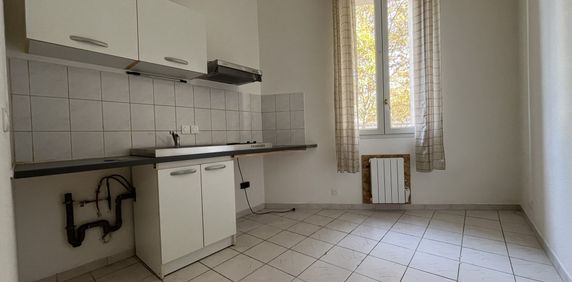 Location Appartement 1 pièce 23m² BORDEAUX 33000 - Photo 2