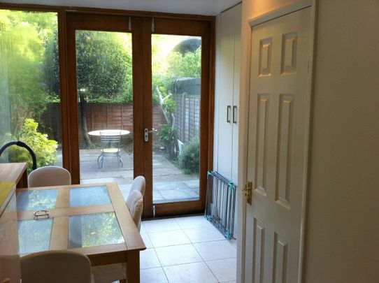 2 Bed Flat, Islington, N7 - Photo 1