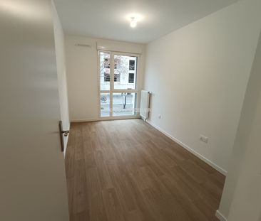 Location - appartement - 57.05 m² - 3 Pièces - Photo 4