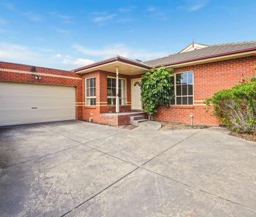 Spacious Three-Bedroom Unit with Double Garage and Outdoor Entertai... - Photo 2
