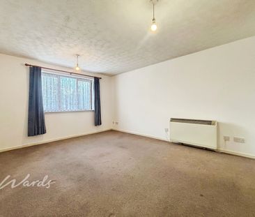 1 bedroom ground flat to rent - Photo 3