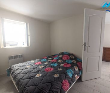 Location Appartement 2 pièces 30m² MARSEILLE 11ème - Photo 2