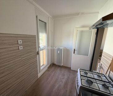 Kiadó jó állapotú panel lakás - Pécs - Fotó 1