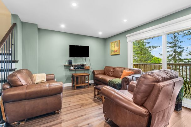3-1 PlacedArmes Pl, Kingston, ON K7K 6S3 - Photo 1