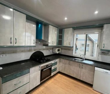 Alquiler de piso en Calle Lealtad - Photo 4