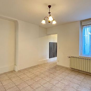 Appartement 2 pièces 48m2 REIMS 577 euros - Photo 1