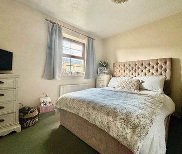 Meadow Close - Photo 3