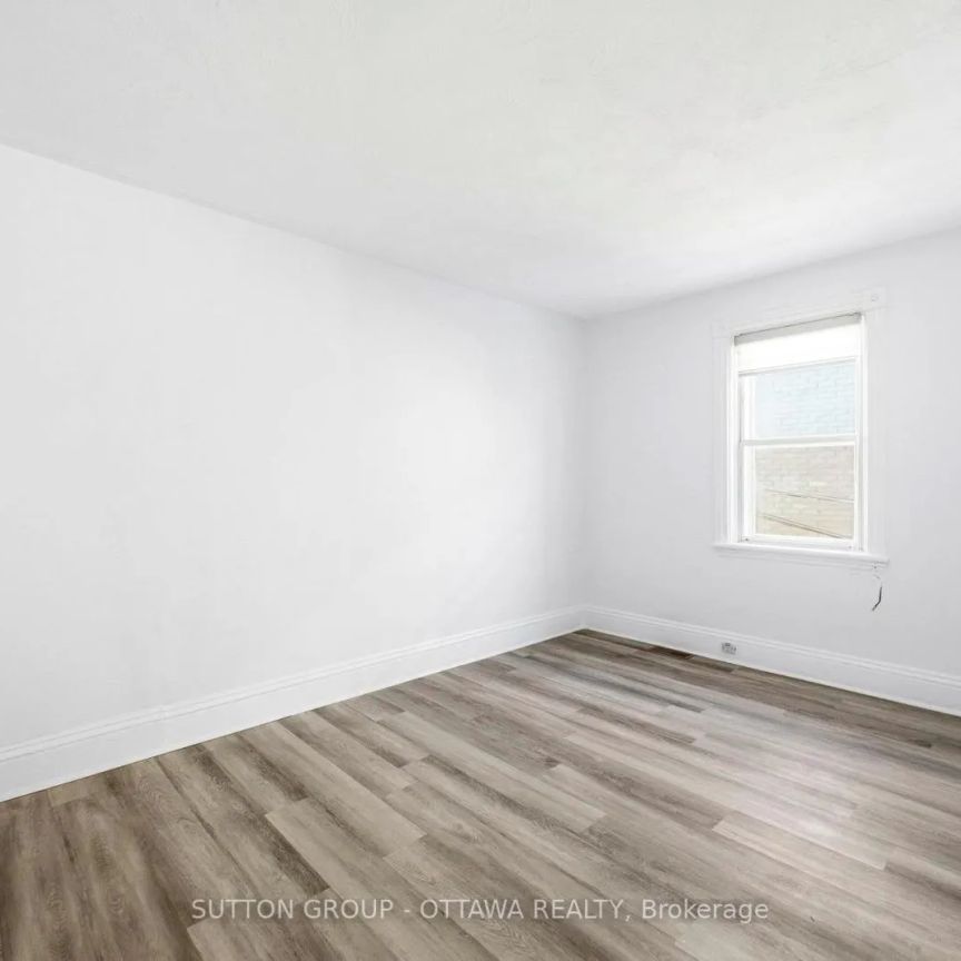 2 - 244 ROCHESTER STREET - Photo 1