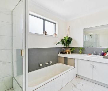 Dual Living Home With Pool! - Photo 1