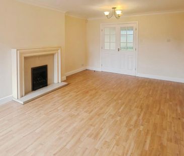 4 bedroom detached house to rent - Photo 1