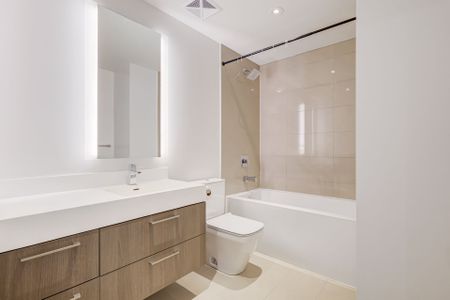 For Lease - 1 Yorkville Avenue Unit# 1710, Toronto, Ontario - Photo 5