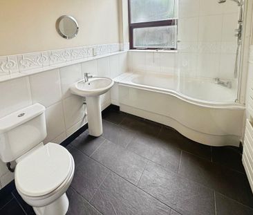 2 bedroom ground floor flat to rent - Photo 6