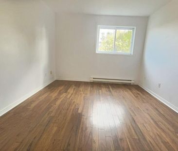 2 CH - 1 SDB - Charlemagne - $1,550 /mo - Photo 2