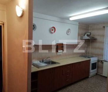 Apartament cu 3 camere, decomandate, 60 mp, zona Sigma Center - Fotografie 6