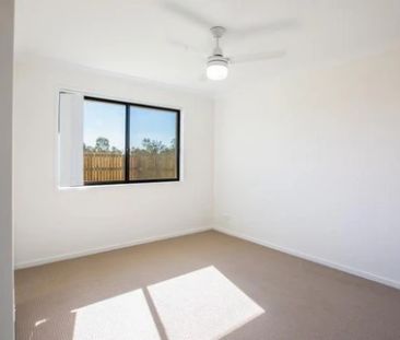 2/34 Azure Street, Rosewood QLD 4340 - House For Rent | Domain - Photo 1