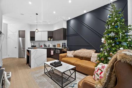 For Lease - 99 The Donway W N/A, Toronto, Ontario - Photo 2