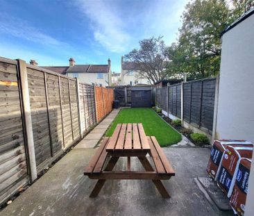 2 bedroom terraced house to rent - Photo 6