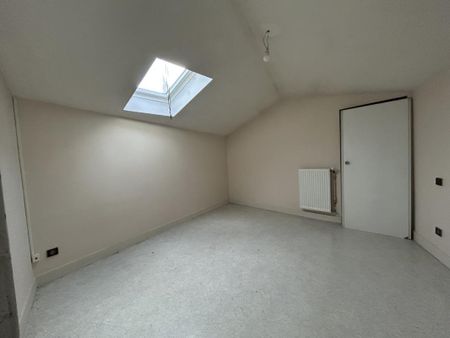 Location Appartement 3 pièces 77m² AGEN 47000 - Photo 5