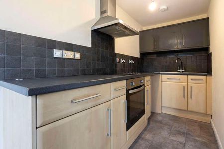 St. Georges Terrace, Cheltenham, GL50 - Photo 5