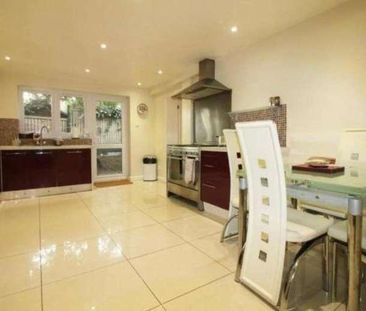 Acorn Lane, Cuffley, Potters, EN6 - Photo 2