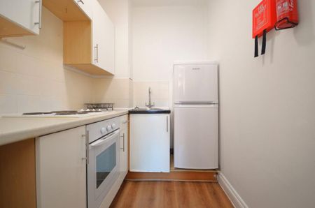 Studio to rent - Photo 3