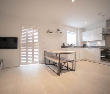 2 Bed Flat, Woodmill Road, E5 - Photo 6