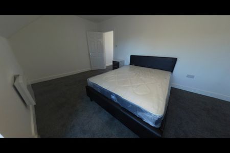 2 Bed Maisonette, Austhorpe Road, LS15 - Photo 3