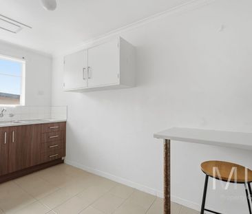 Quiet & Convenient - Photo 3