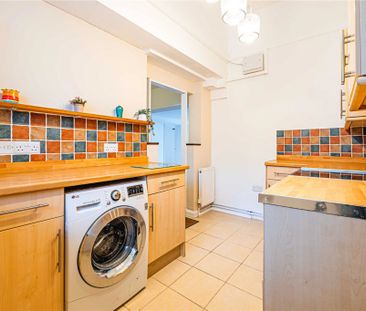 1 bed Flat for rent - Photo 3