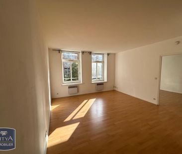Location Appartement 2 pièces 50m² LILLE 59000 - Photo 2