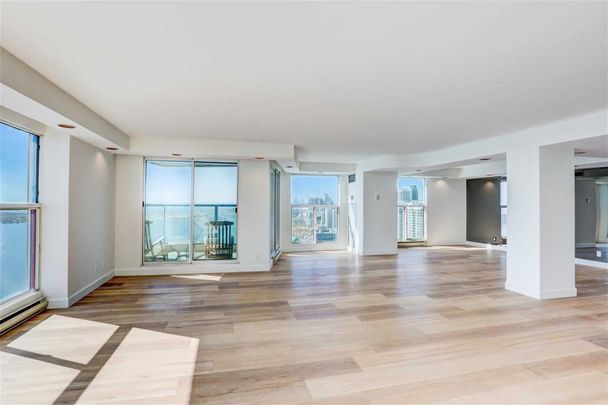 For Lease - 99 Harbour Square Unit# 3008, Toronto, Ontario - Photo 1